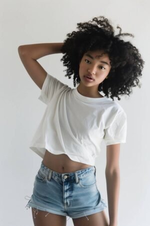 Camiseta Feminina em Malha - Branca