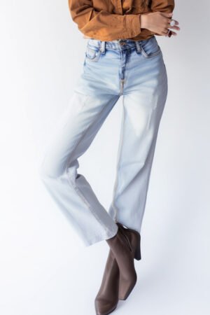 Calça Feminina Sarah - Jeans lavado - Flare